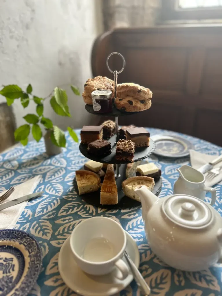 Tea_room