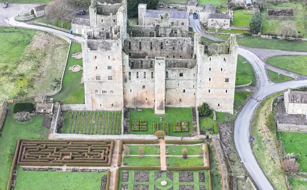 Bolton-Castle-aerial
