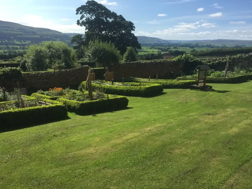 herb-garden-view