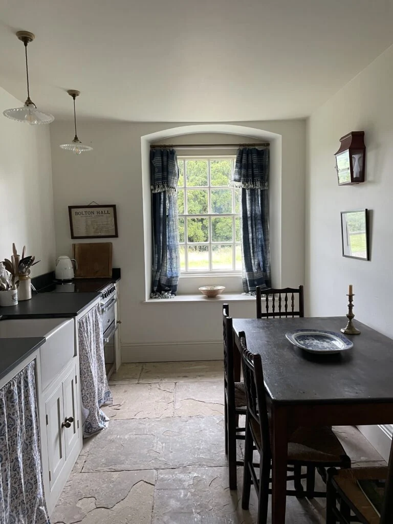 the-cooks-flat-kitchen
