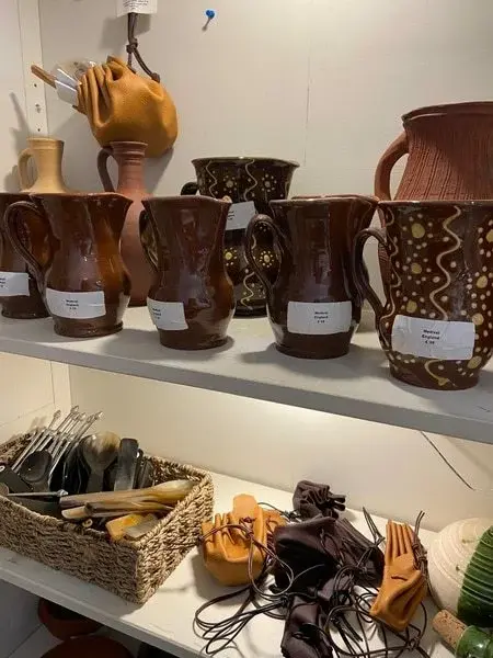 pots-for-sale-in-bolton-castle-shop